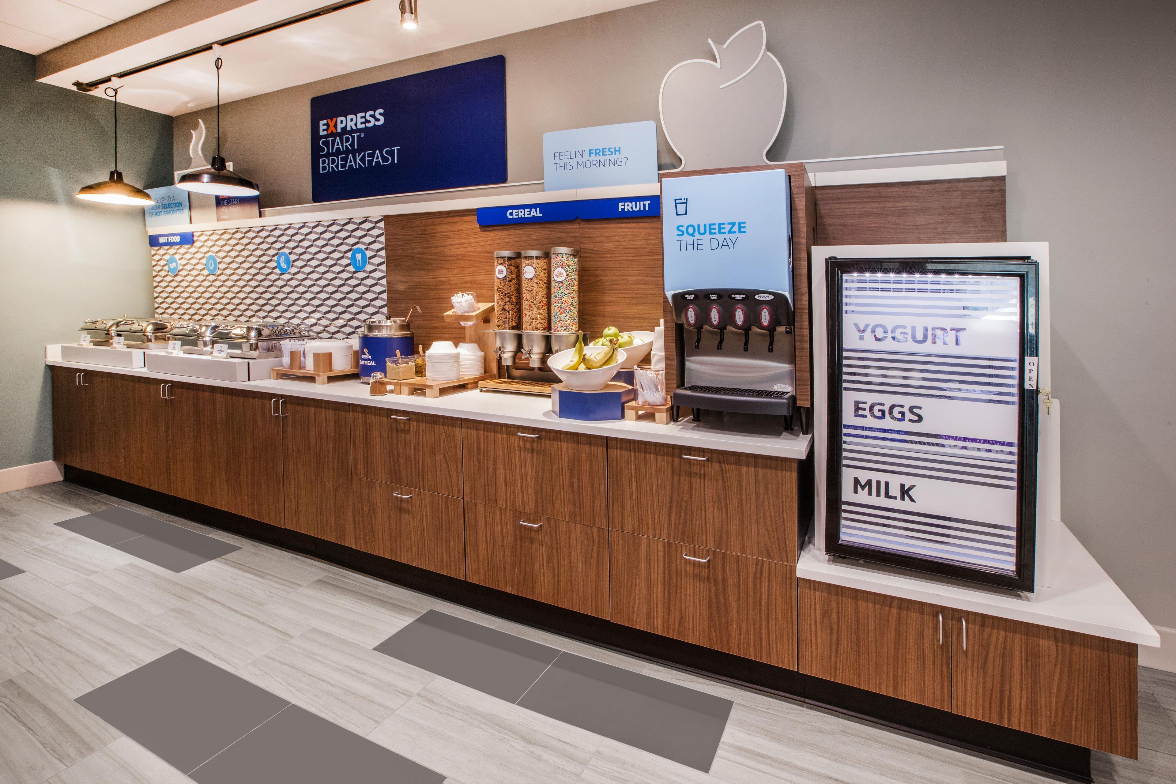 Holiday Inn Express Milford By Ihg Exterior foto