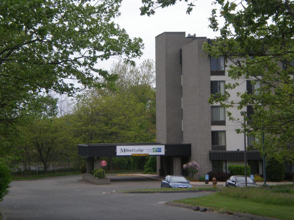 Holiday Inn Express Milford By Ihg Exterior foto
